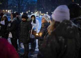 Commemorating Houseless Neighbors: Longest Night Vigil Photos – VTDigger commemorating-houseless-neighbors-longest-night-vigil-photos-vtdigger