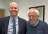 Why Posing for a Photo with Bernie Sanders was a Journalism Fail why-posing-for-a-photo-with-bernie-sanders-was-a-journalism-fail