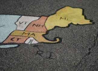 Family Feud Contestants Confuse New England State with New York family-feud-contestants-confuse-new-england-state-with-new-york