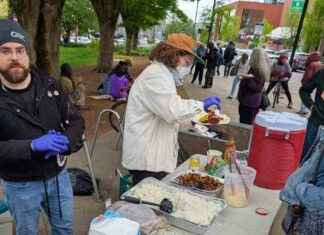 City of Burlington Implements Free Lunch Program for Residents city-of-burlington-mplements-free-lunch-program-for-residents