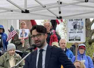 Vermont Lawyers Advocate Rule of Law Amid Trump Era vermont-lawyers-advocate-rule-of-law-amid-trump-era