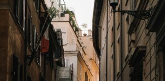 Cities In Vermont: Discover Hidden Gems And Charming Destinations