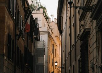 Cities In Vermont: Discover Hidden Gems And Charming Destinations